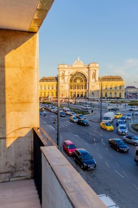 B20 Keleti Sunrise Panoramic Appartamento
